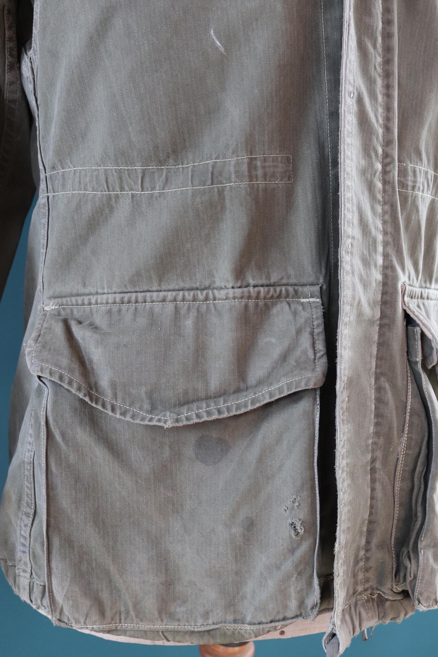 Vintage French M47 army jacket - herringbone twill - 1960s military - 42” chest