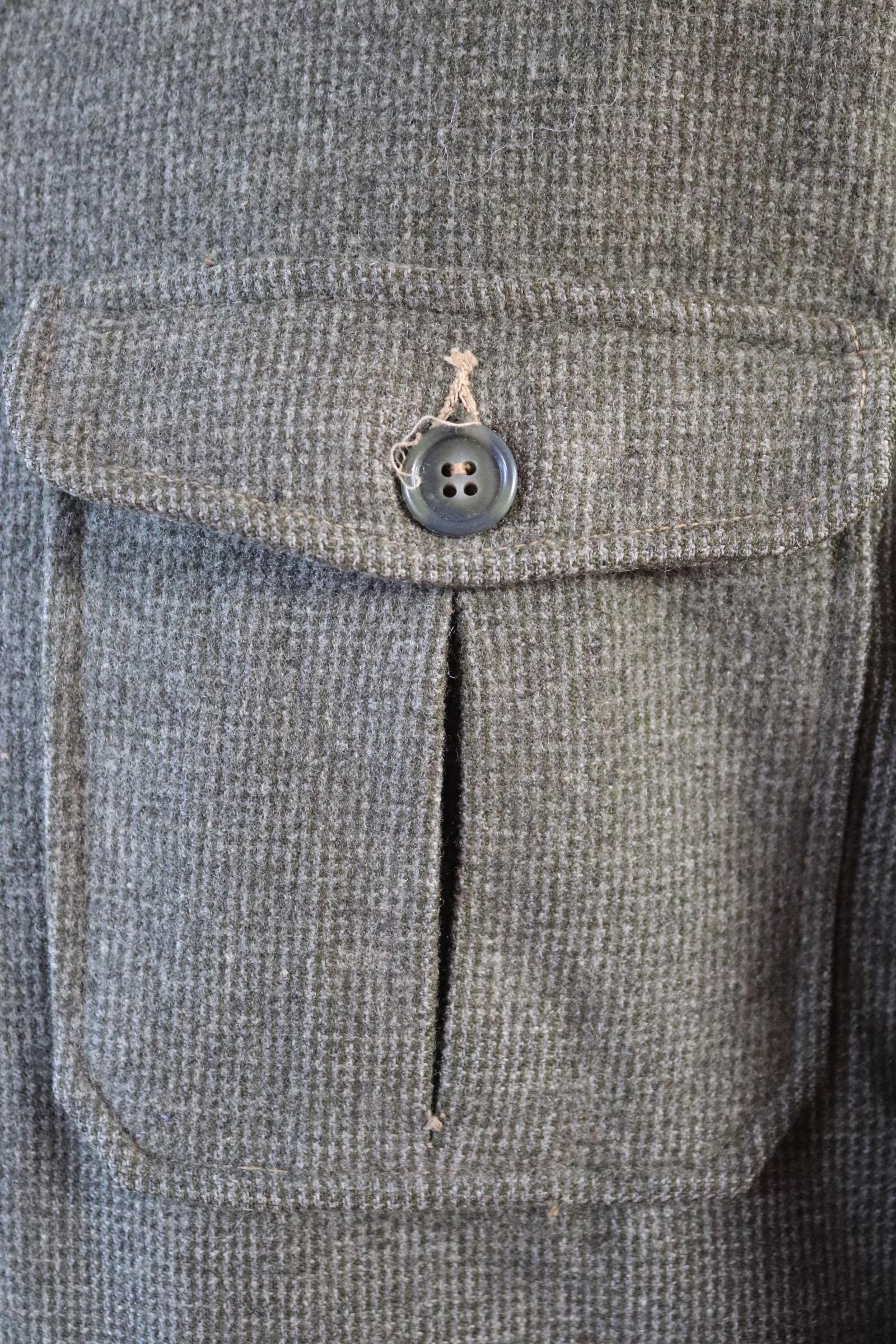 Vintage 1950s Woolrich dress shirt - camp jacket - 50” chest