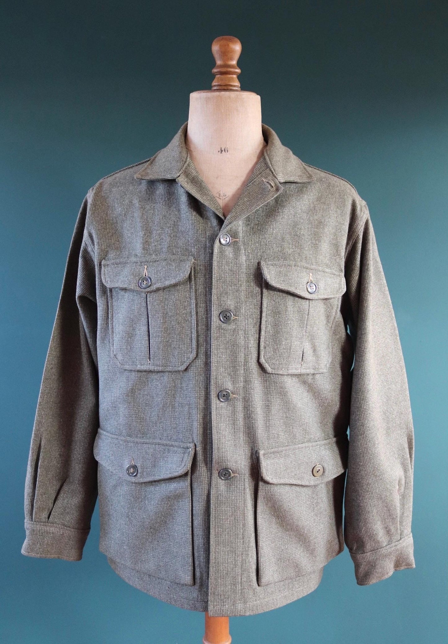 Vintage 1950s Woolrich dress shirt - camp jacket - 50” chest