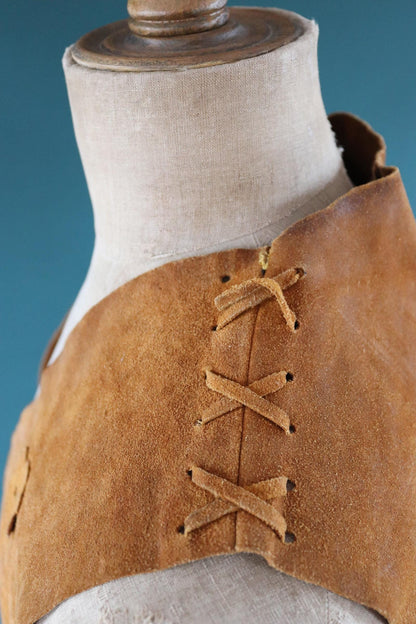Vintage 1960s suede tasseled vest - Western waistcoat - 44" chest