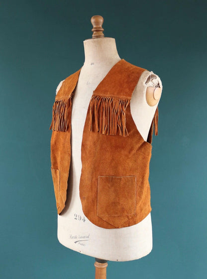 Vintage 1970s suede tasseled vest - Western waistcoat - 41" chest