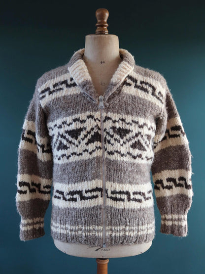 Vintage 1980s Cowichan wool cardigan - hand knitted - chunky winter sweater - 41" chest