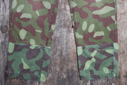 Vintage 1980s Finnish M62 camo trousers - reversible drawstring pants - 37” x 34”
