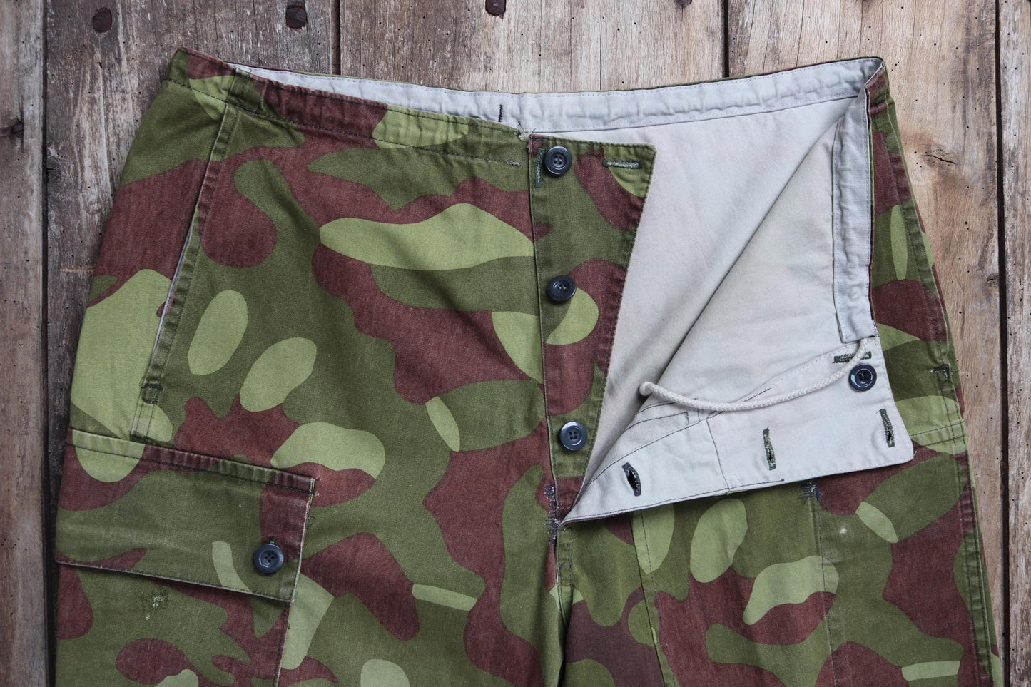 Vintage 1980s Finnish M62 camo trousers - reversible drawstring pants - 37” x 34”