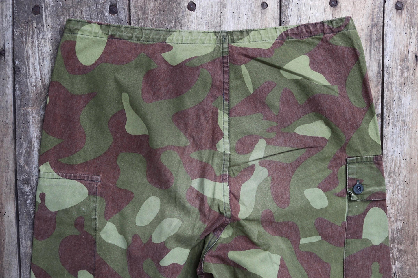 Vintage 1980s Finnish M62 camo trousers - reversible drawstring pants - 37” x 34”