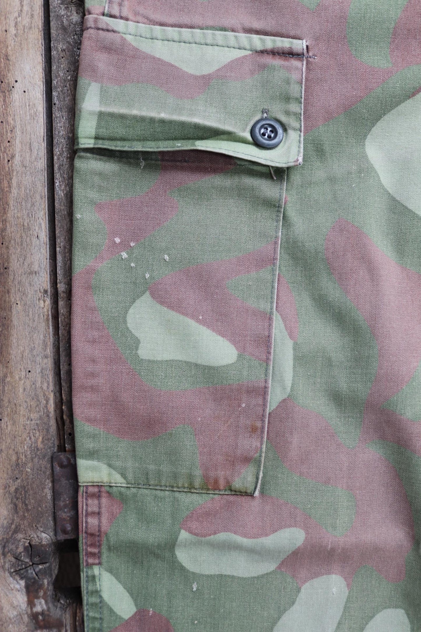 Vintage 1980s Finnish M62 camo trousers - reversible drawstring pants - 36” x 27”