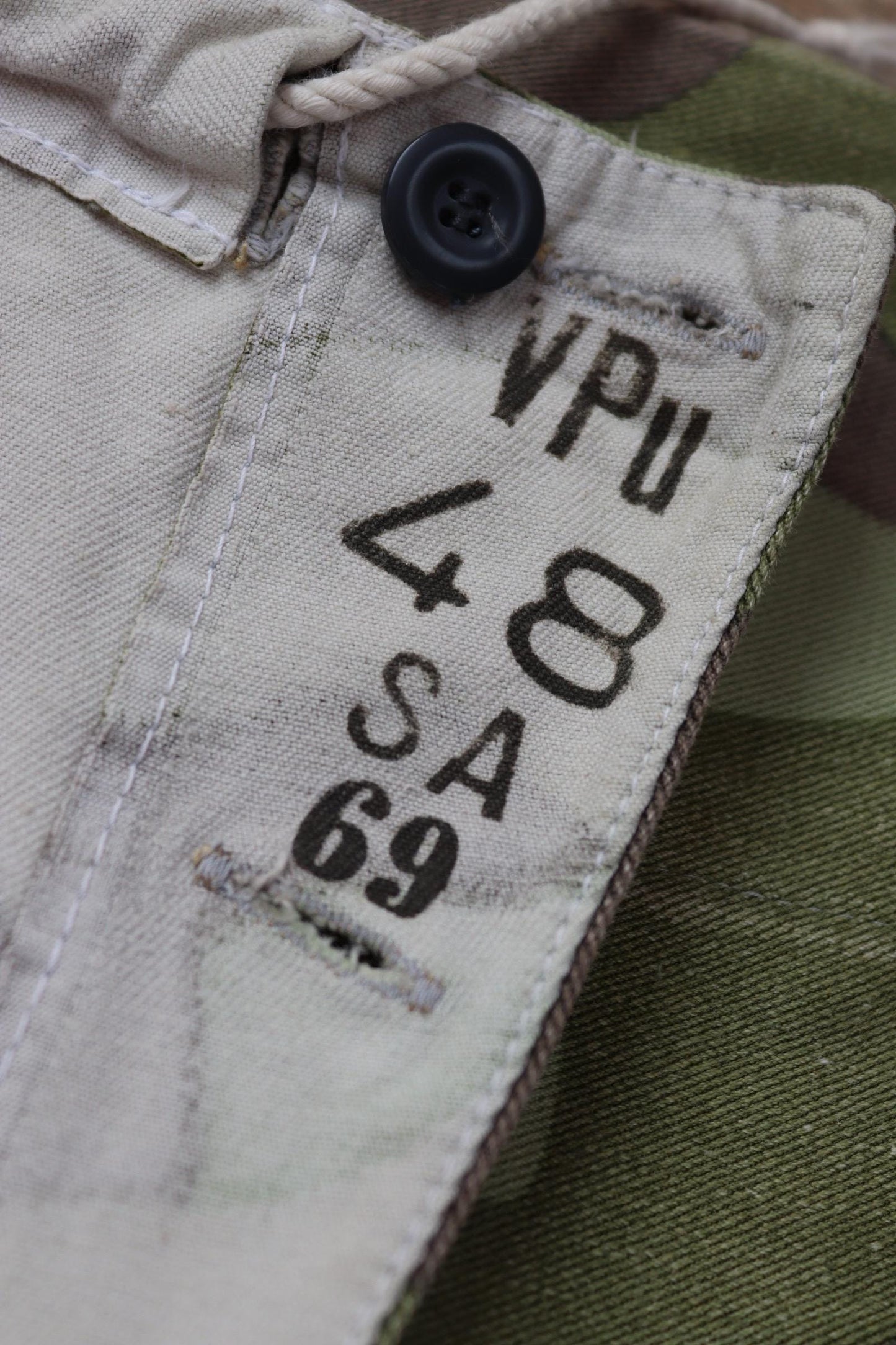 Vintage 1960s Finnish M62 camo trousers - windproof paratrooper pants - 36” x 33”