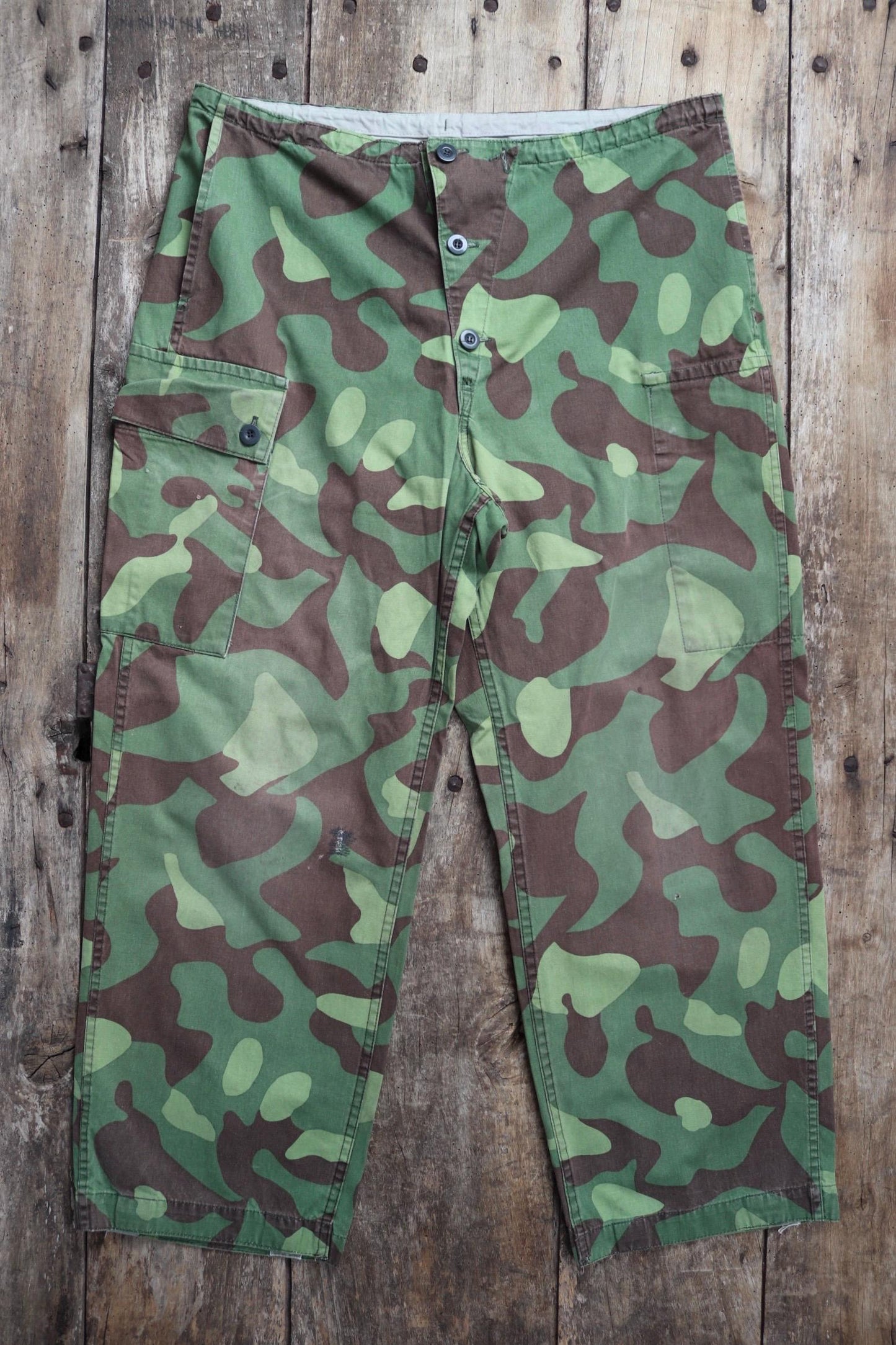 Vintage 1980s Finnish M62 camo trousers - windproof paratrooper pants - 37” x 27”