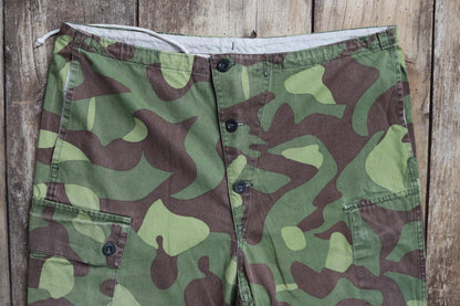 Vintage 1980s Finnish M62 camo trousers - windproof paratrooper pants - 37” x 27”