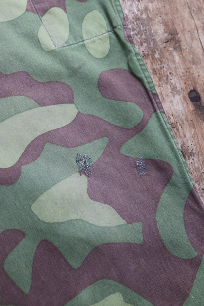 Vintage 1980s Finnish M62 camo trousers - windproof paratrooper pants - 37” x 27”
