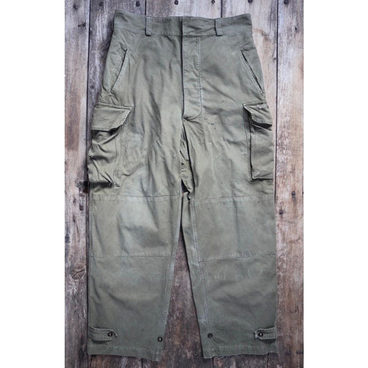 Vintage 1940s French M47 cargo pants - cotton workwear trousers - military utility - 35" x 30"