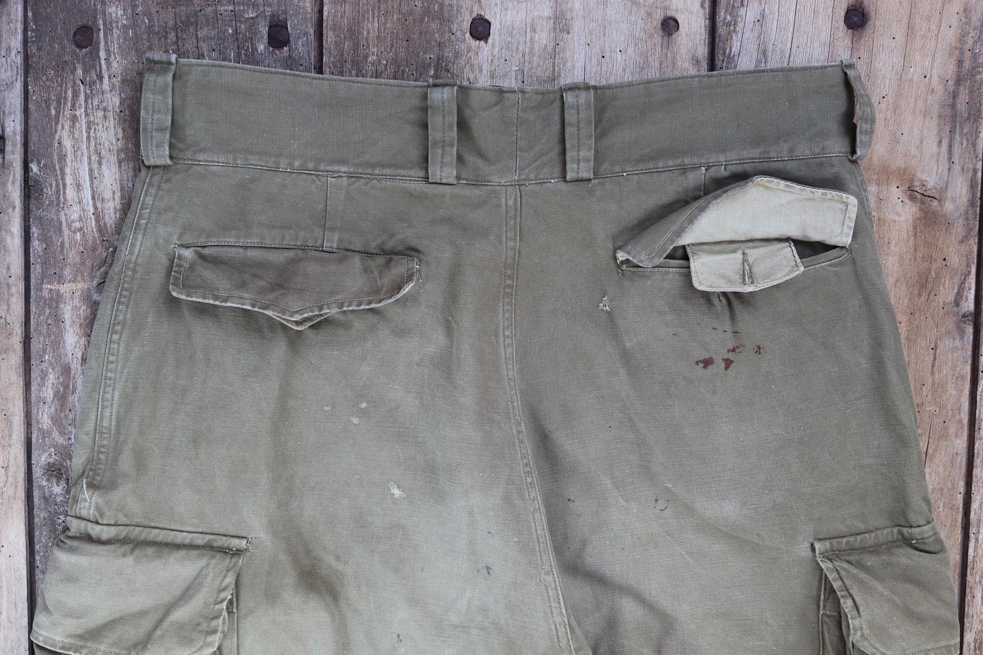 Vintage 1940s French M47 cargo pants - cotton workwear trousers - military utility - 35" x 30"