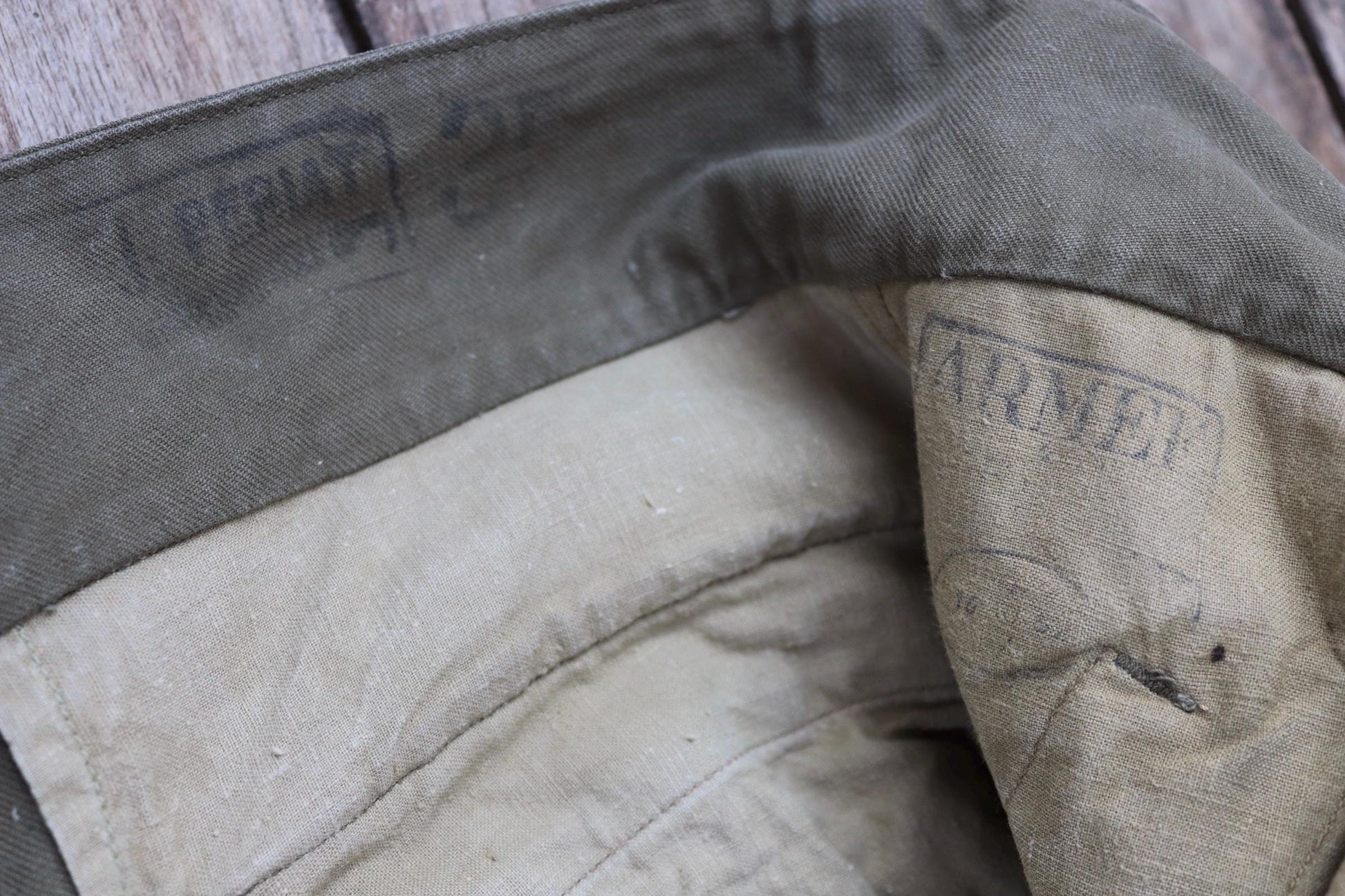 Vintage 1940s French M47 cargo pants - cotton workwear trousers - military utility - 35" x 30"