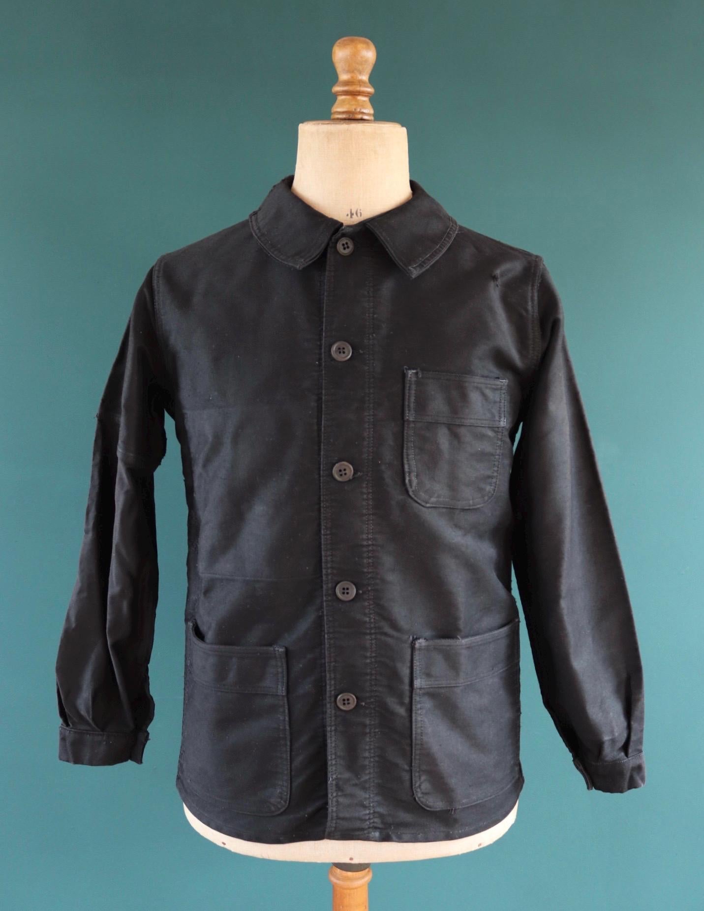 Vintage French black moleskin workwear jacket - 1940s chore coat - 41” chest