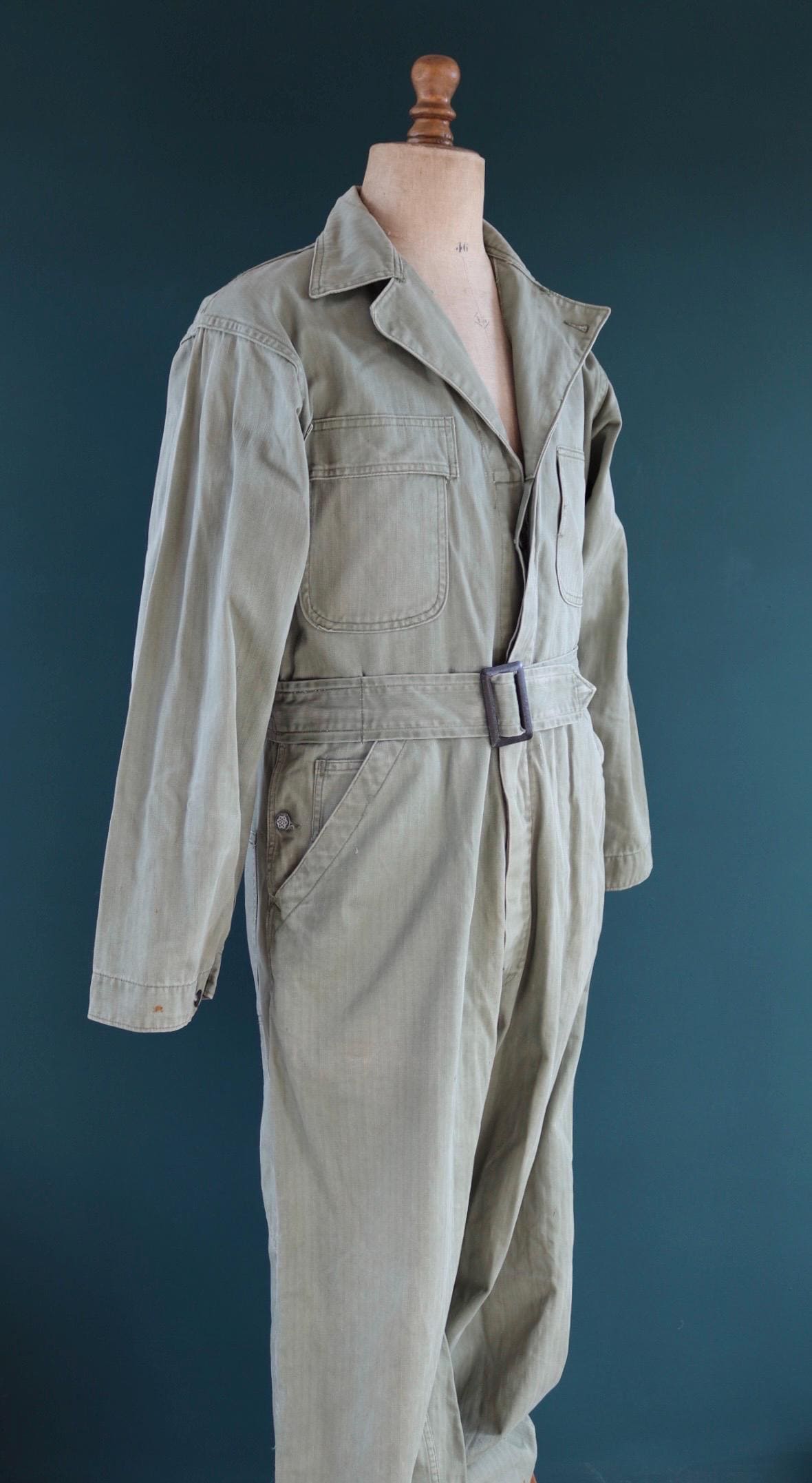 Vintage WW2 US army 1st pattern HBT overalls - 1940s military workwear - OD8 green belted coveralls - 43” x 37” x 26”