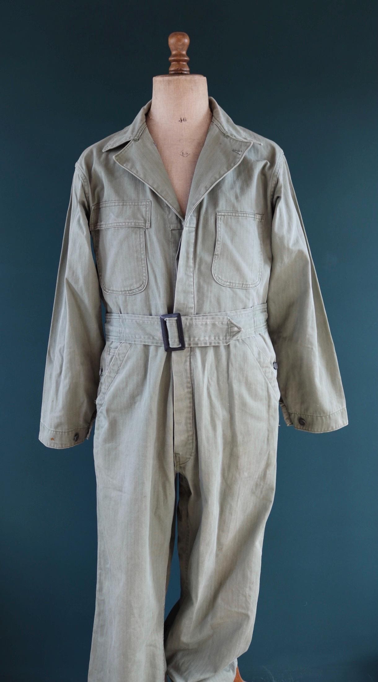 Vintage WW2 US army 1st pattern HBT overalls - 1940s military workwear - OD8 green belted coveralls - 43” x 37” x 26”