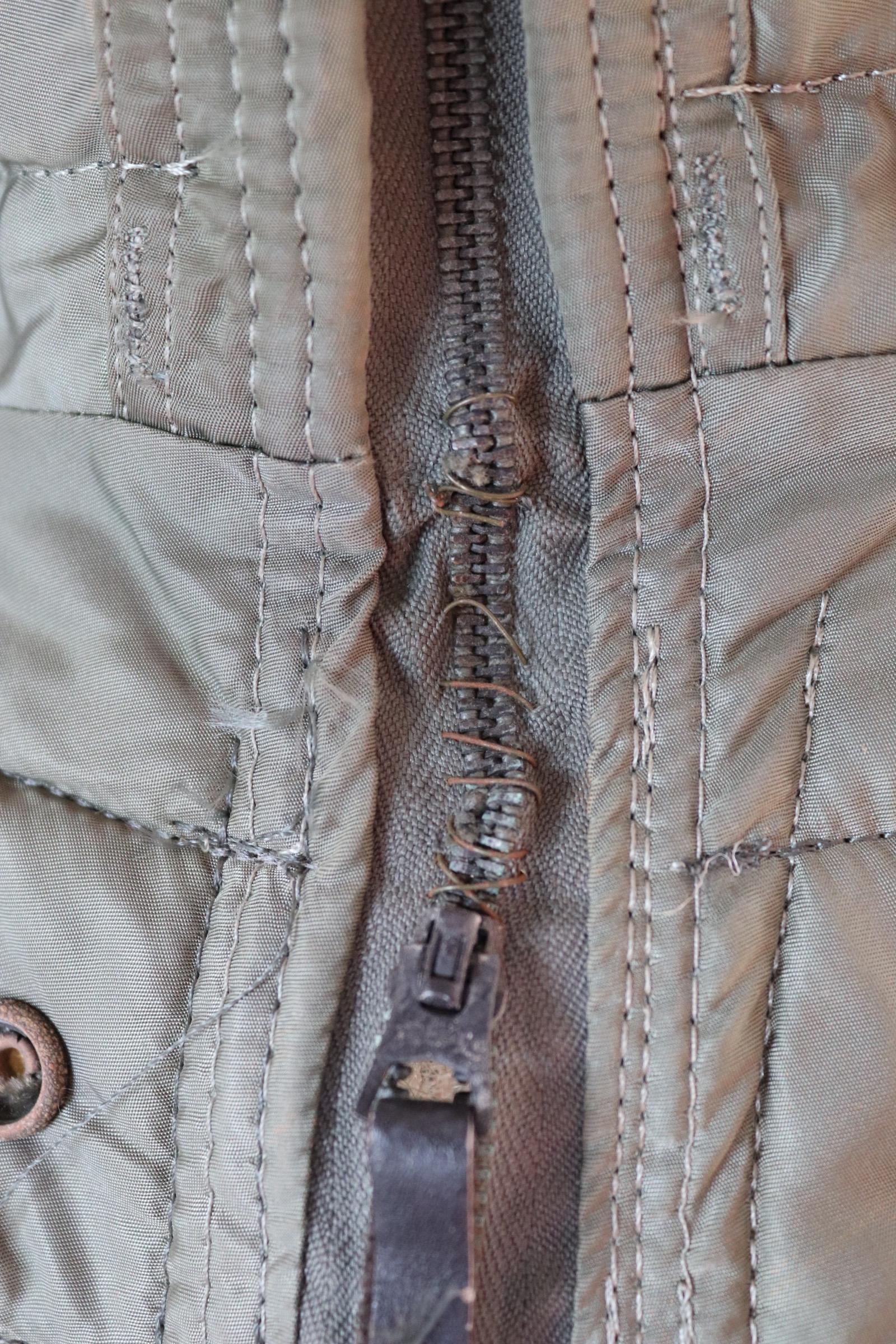 Vintage 1980s USAF N-2B jacket - Alpha Industries - extreme cold weather - split hood - 48" chest