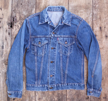 Vintage 1970s Levis big E denim jacket - Levi Strauss red tab - type 3 - trucker workwear - 37” chest