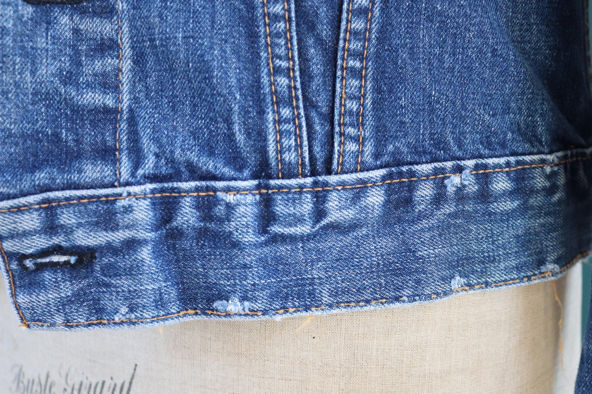 Vintage 1970s Levis big E denim jacket - Levi Strauss red tab - type 3 - trucker workwear - 37” chest