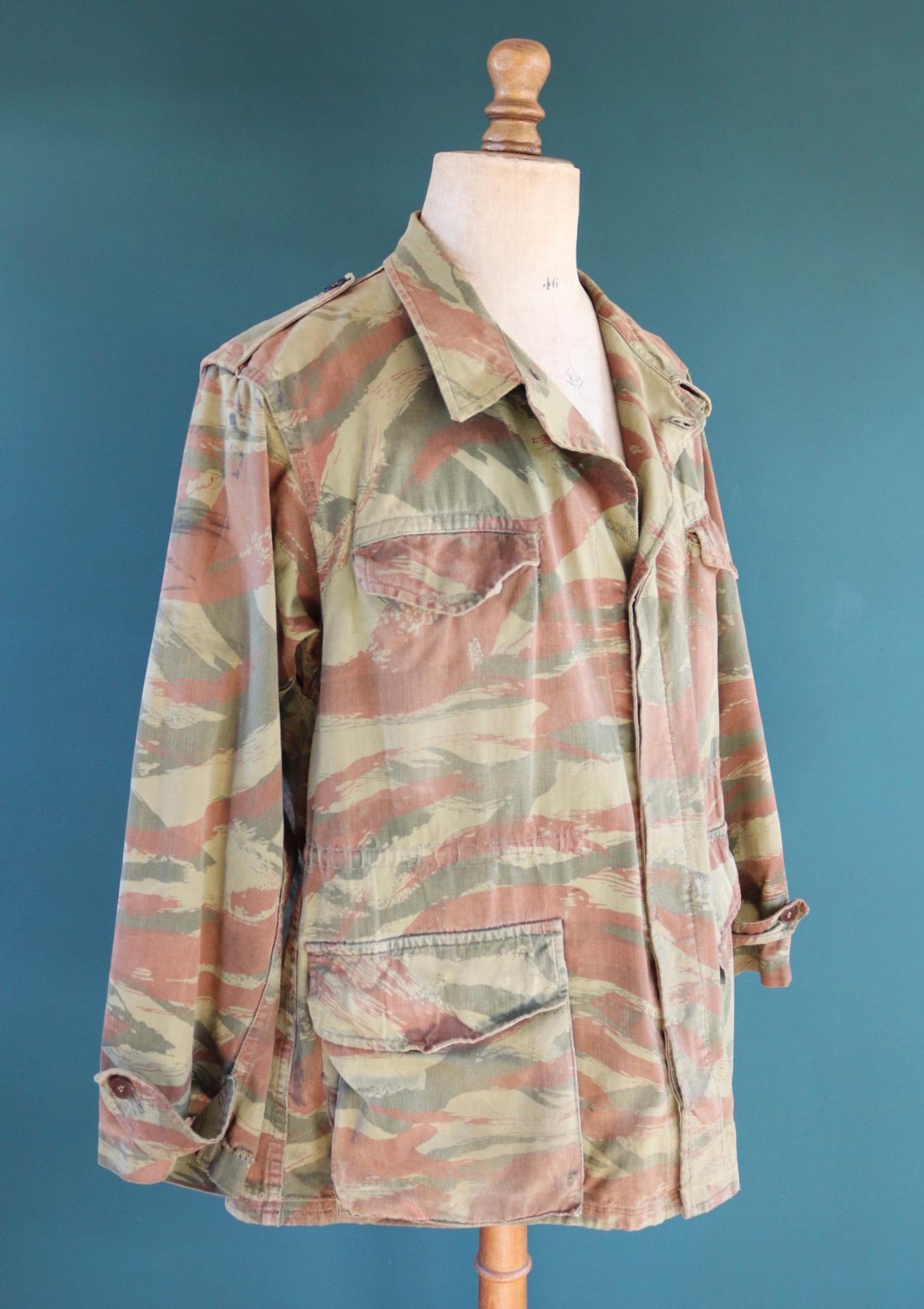 Vintage 1960s French lizard camo jacket - herringbone cotton - military workwear - 50" chest