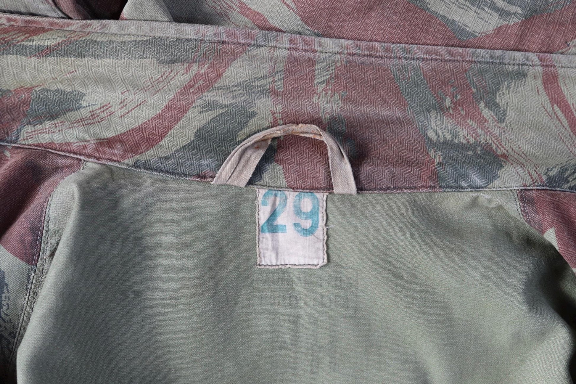 Vintage 1960s French lizard camo jacket - herringbone cotton - military workwear - 50" chest