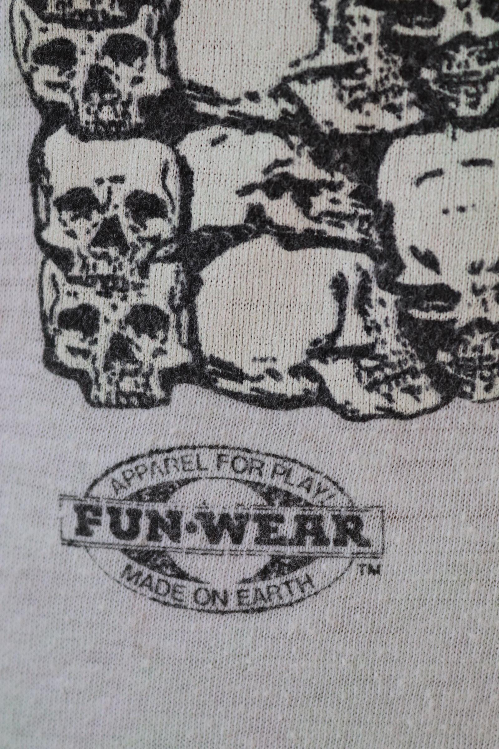 Vintage 1990s peace sign t shirt - tie dye skulls - Fun Wear - 34” chest