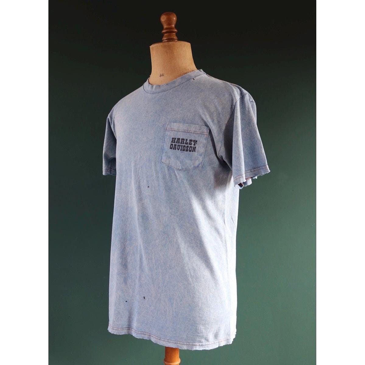 Vintage 1990s Harley Davidson t shirt - thrashed pocket tee - 40" chest
