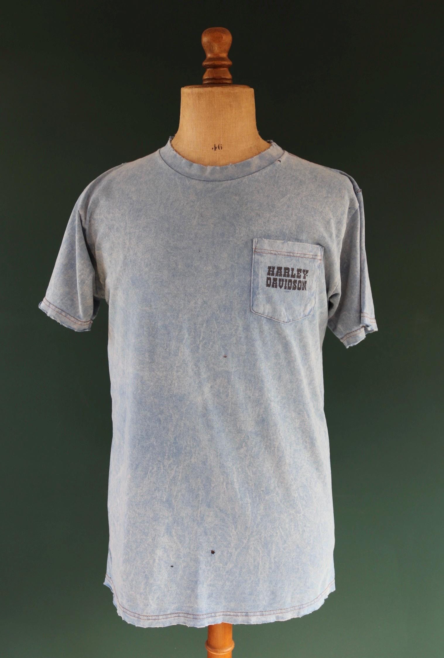 Vintage 1990s Harley Davidson t shirt - thrashed pocket tee - 40" chest