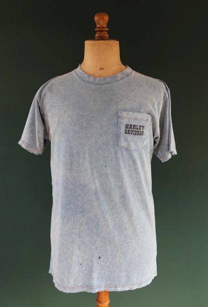 Vintage 1990s Harley Davidson t shirt - thrashed pocket tee - 40" chest