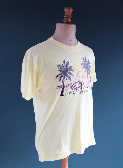 Vintage 1980s t shirt - Florida tourist souvenir - sunset print - 41” chest
