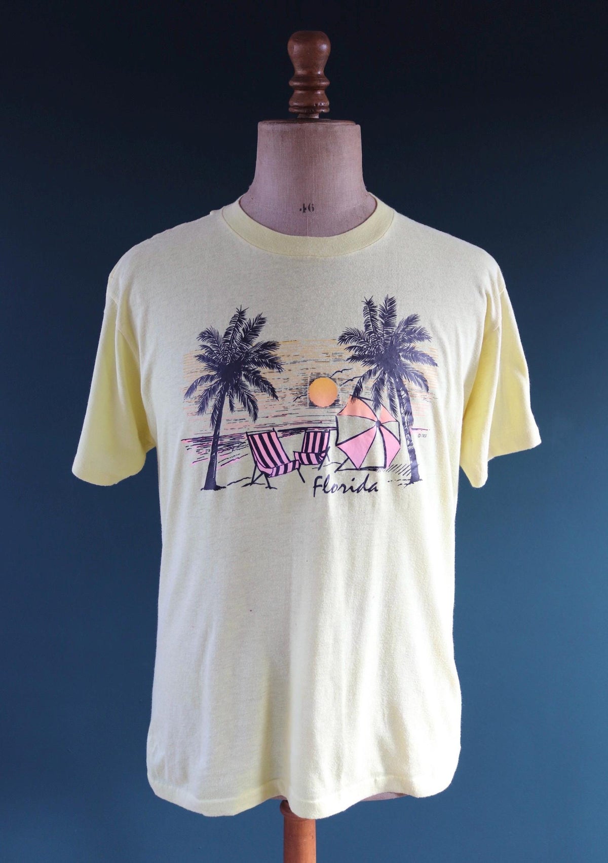 Vintage 1980s t shirt - Florida tourist souvenir - sunset print - 41” chest