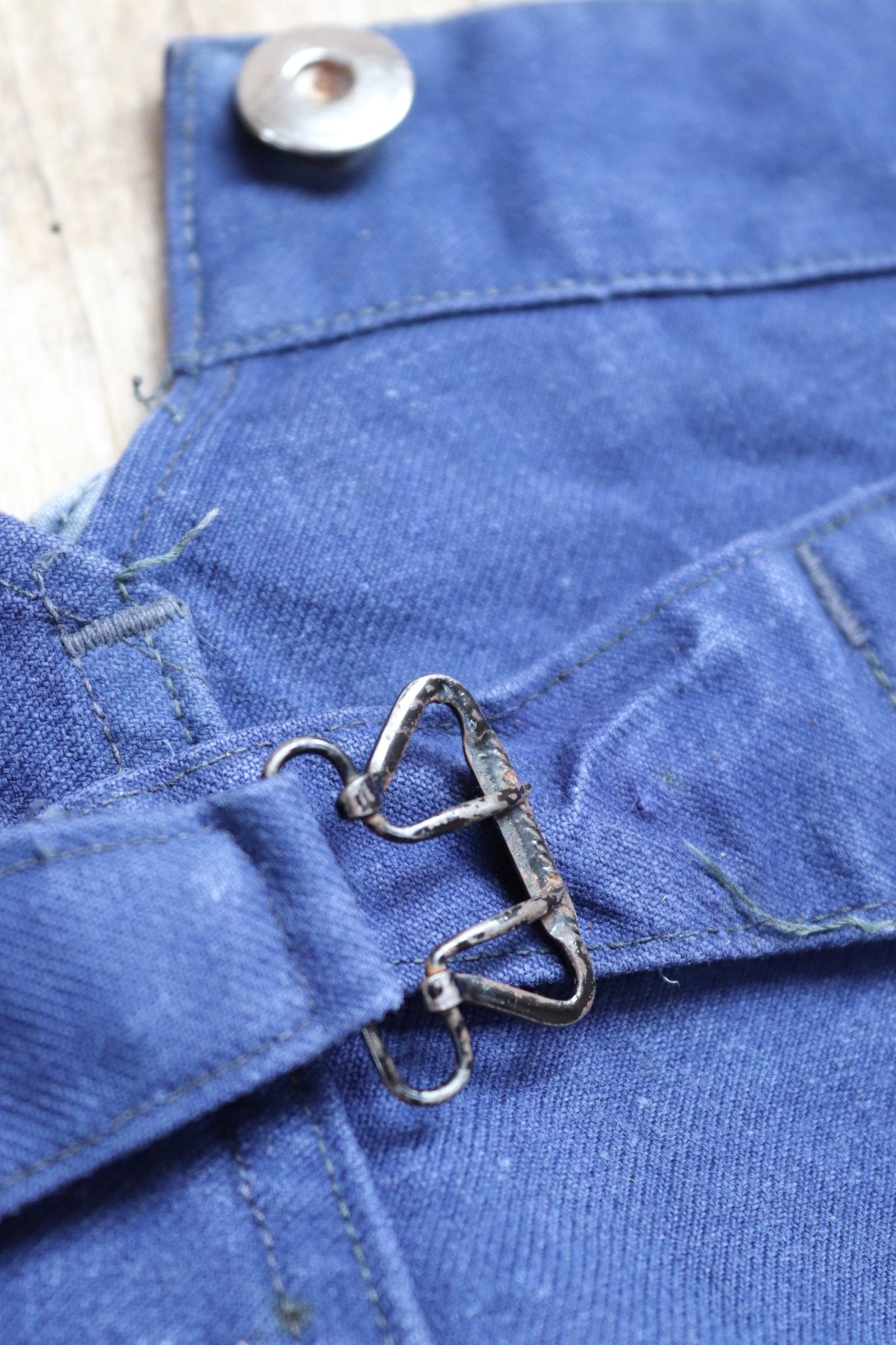 Vintage French workwear trousers - buckle back chore pants - 35" x 29"