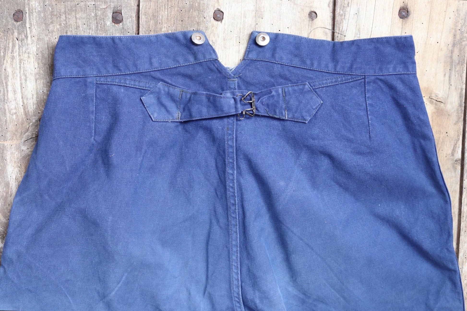Vintage French workwear trousers - buckle back chore pants - 35" x 29"