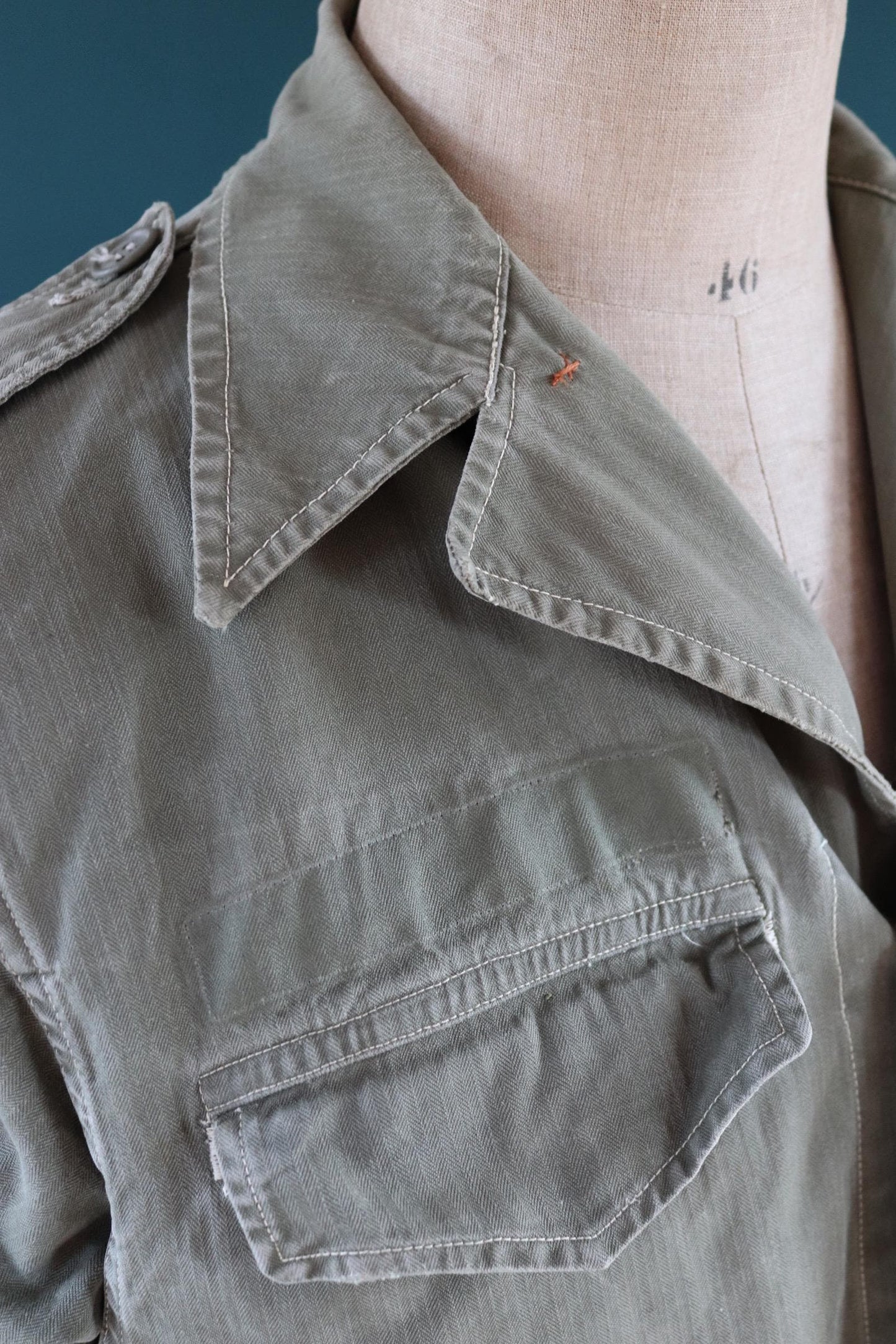 Vintage French M47 army jacket - herringbone twill - 1960s military - 42” chest