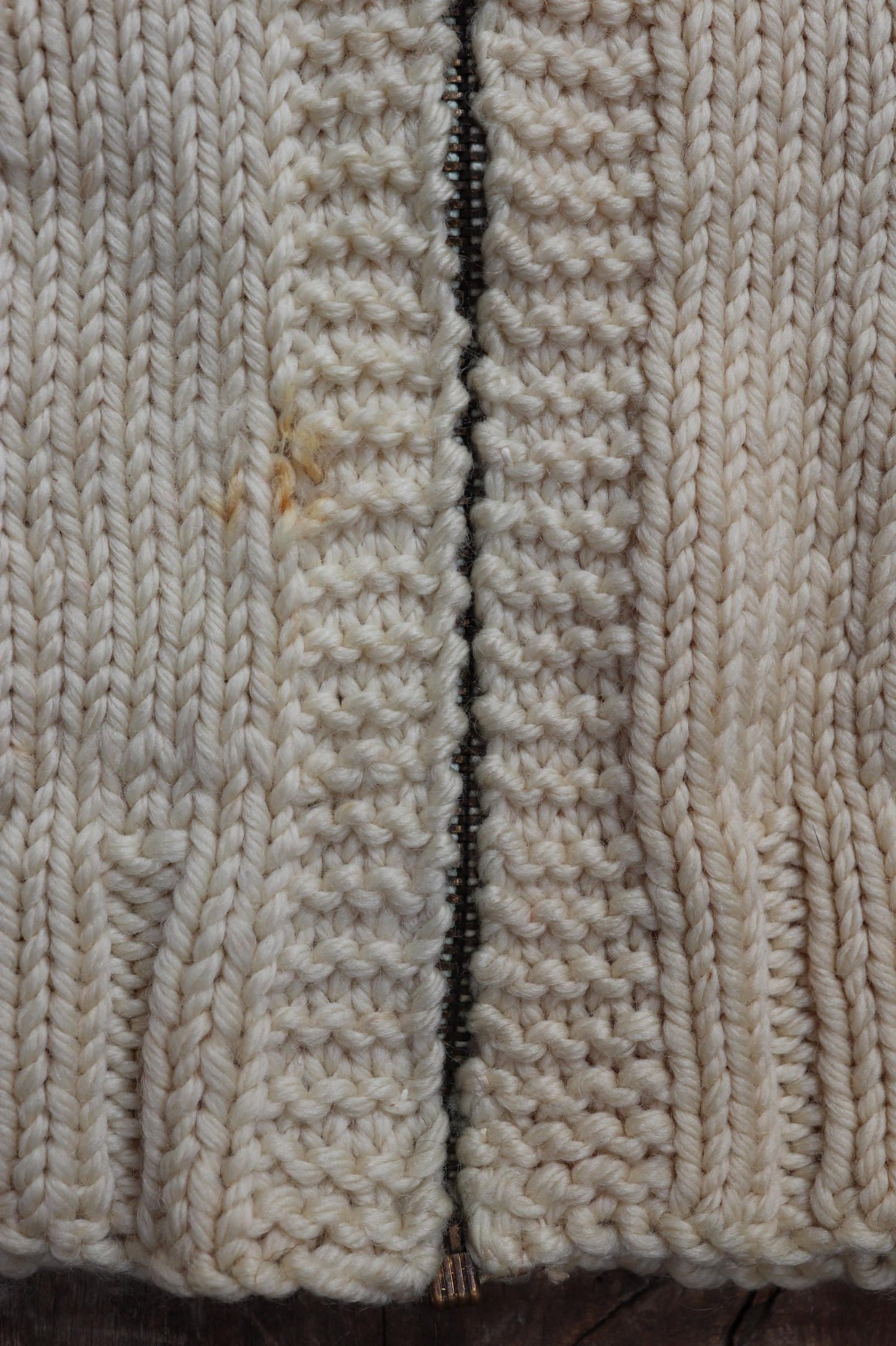 Vintage 1950s cowichan sweater - chunky wool cardigan - hand knitted jumper - snowflake design - 33” chest