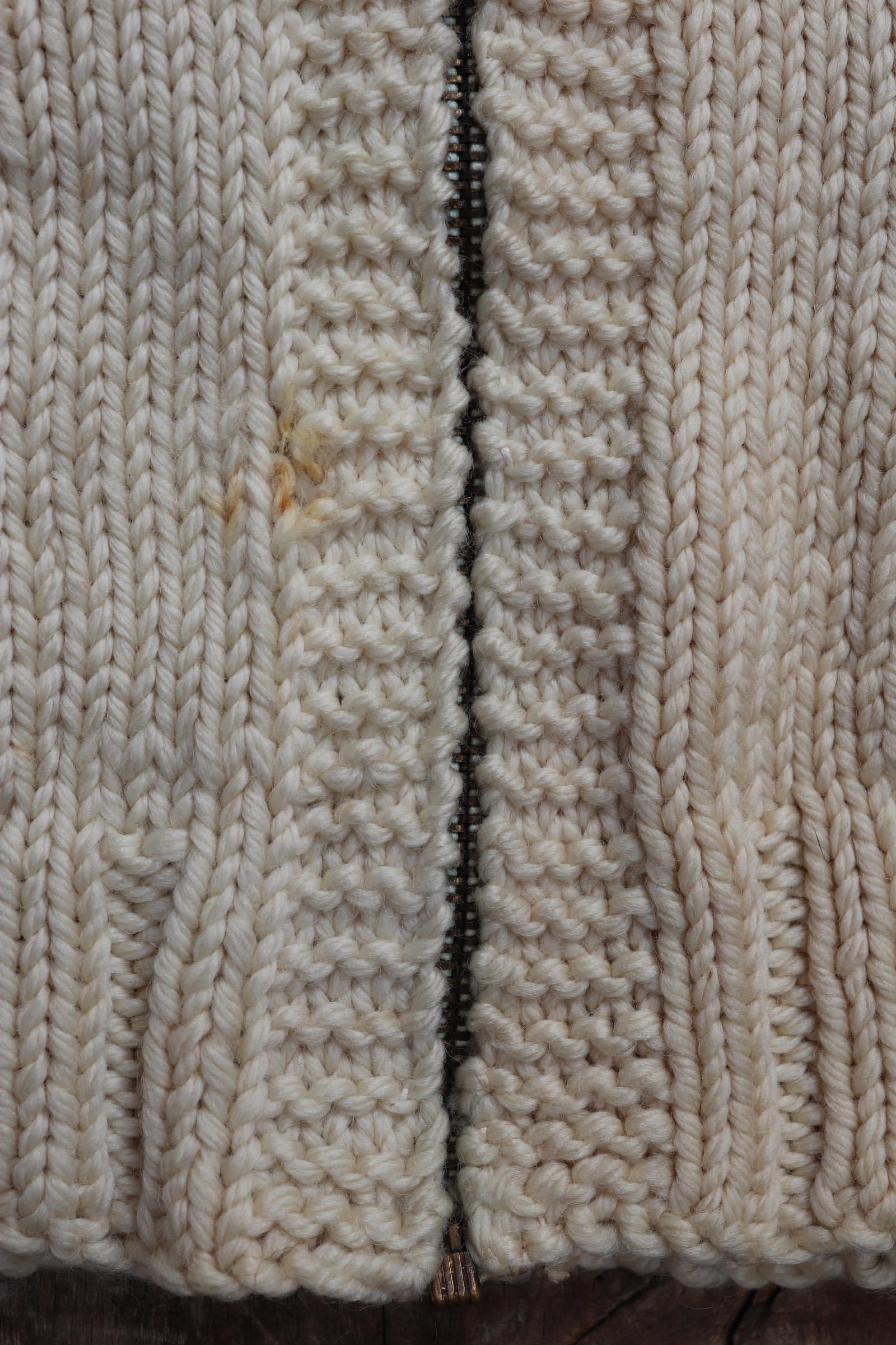 Vintage 1950s cowichan sweater - chunky wool cardigan - hand knitted jumper - snowflake design - 33” chest