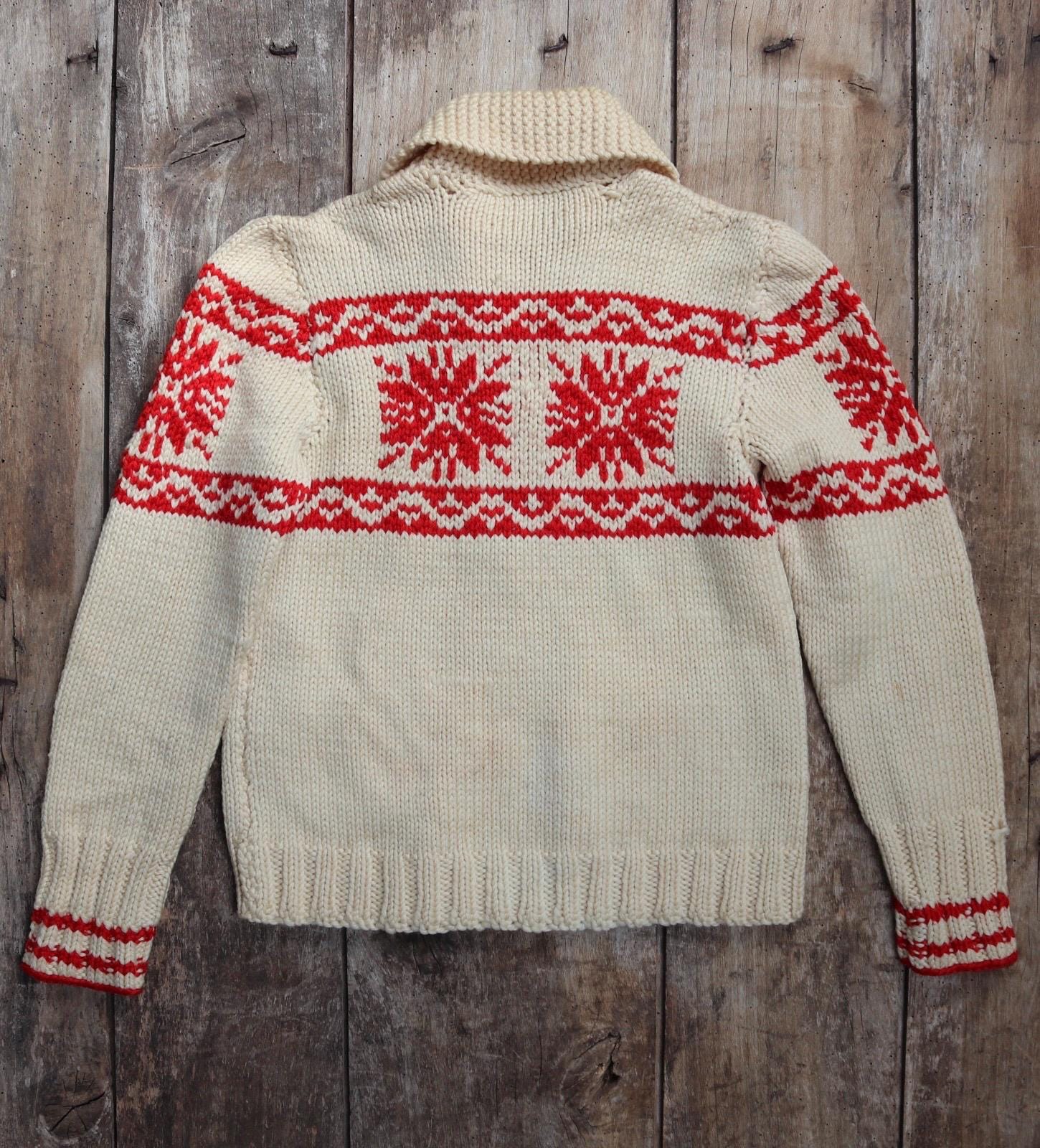 Vintage 1950s cowichan sweater - chunky wool cardigan - hand knitted jumper - snowflake design - 33” chest