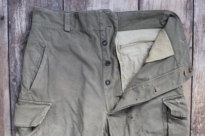 Vintage 1940s French M47 cargo pants - cotton workwear trousers - military utility - 35" x 30"