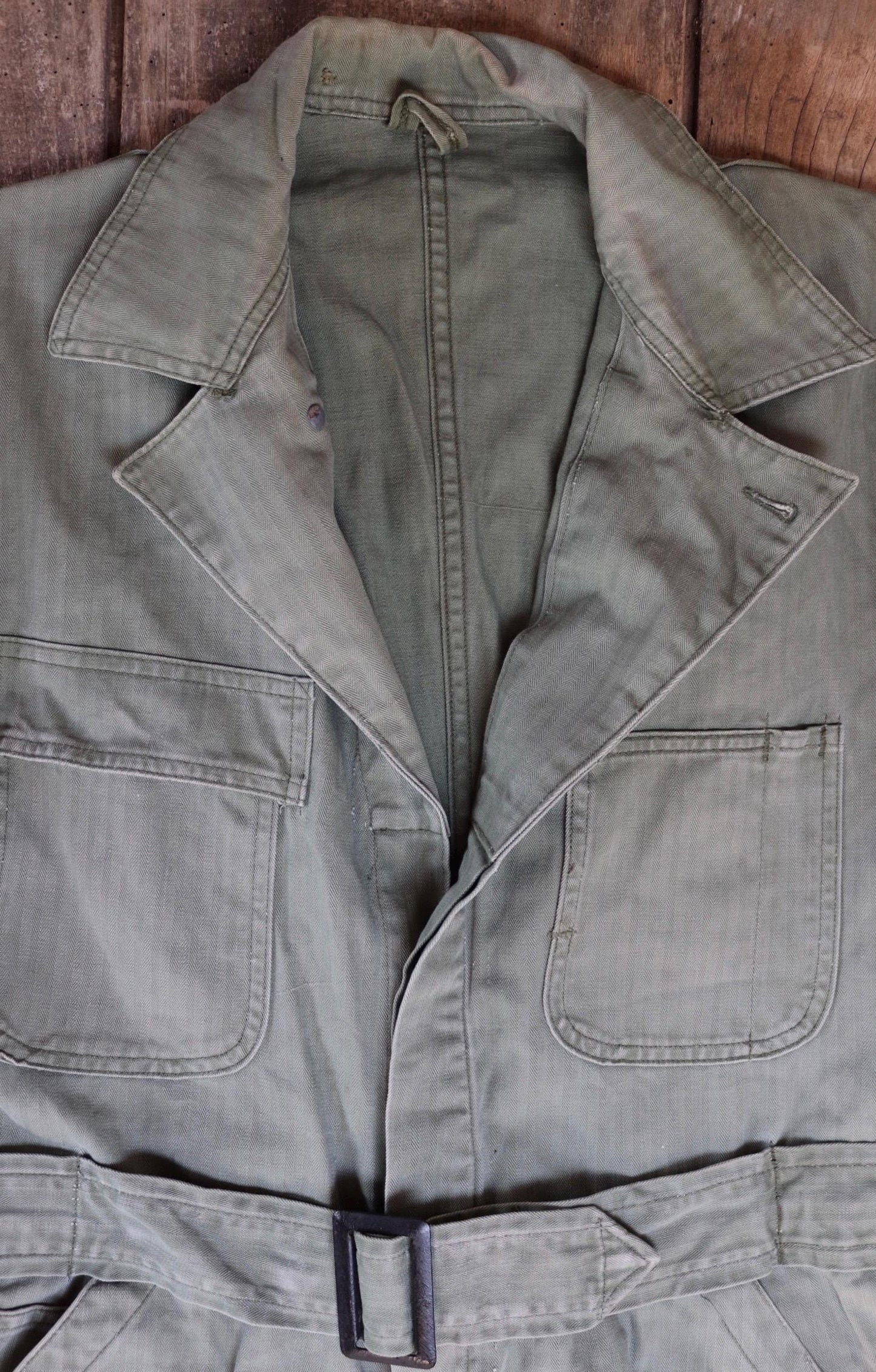 Vintage WW2 US army 1st pattern HBT overalls - 1940s military workwear - OD8 green belted coveralls - 43” x 37” x 26”