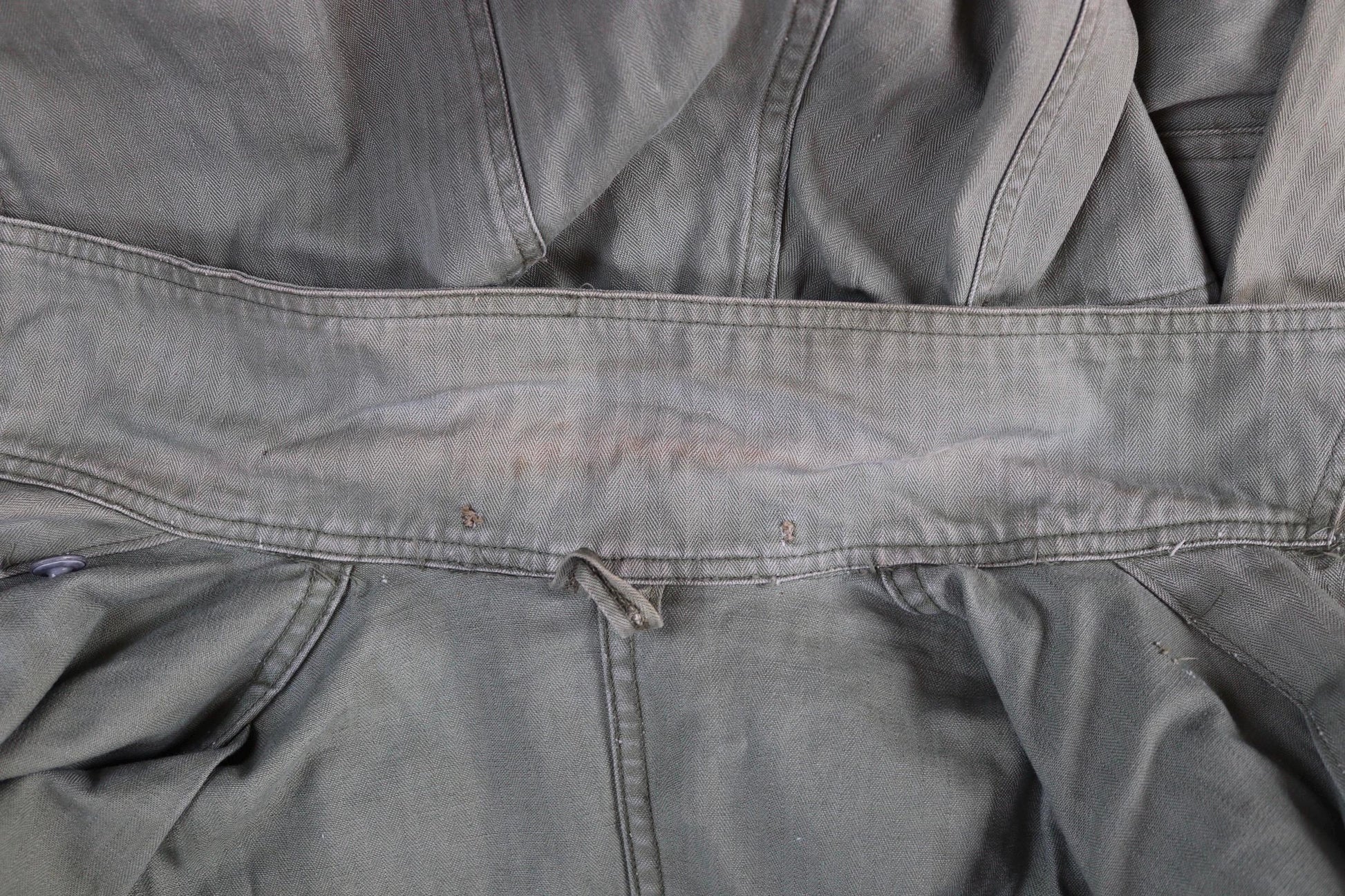 Vintage WW2 US army 1st pattern HBT overalls - 1940s military workwear - OD8 green belted coveralls - 43” x 37” x 26”
