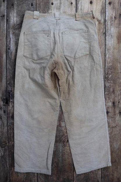 Vintage French workwear trousers - 1950s chore pants - darned and repaired - 32” x 26”
