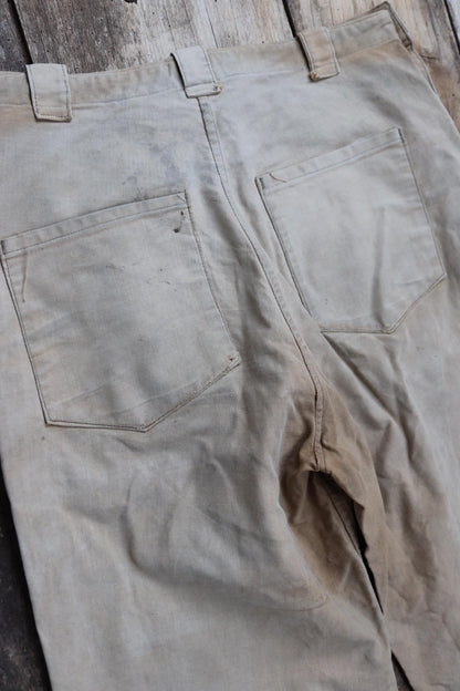 Vintage French workwear trousers - 1950s chore pants - darned and repaired - 32” x 26”