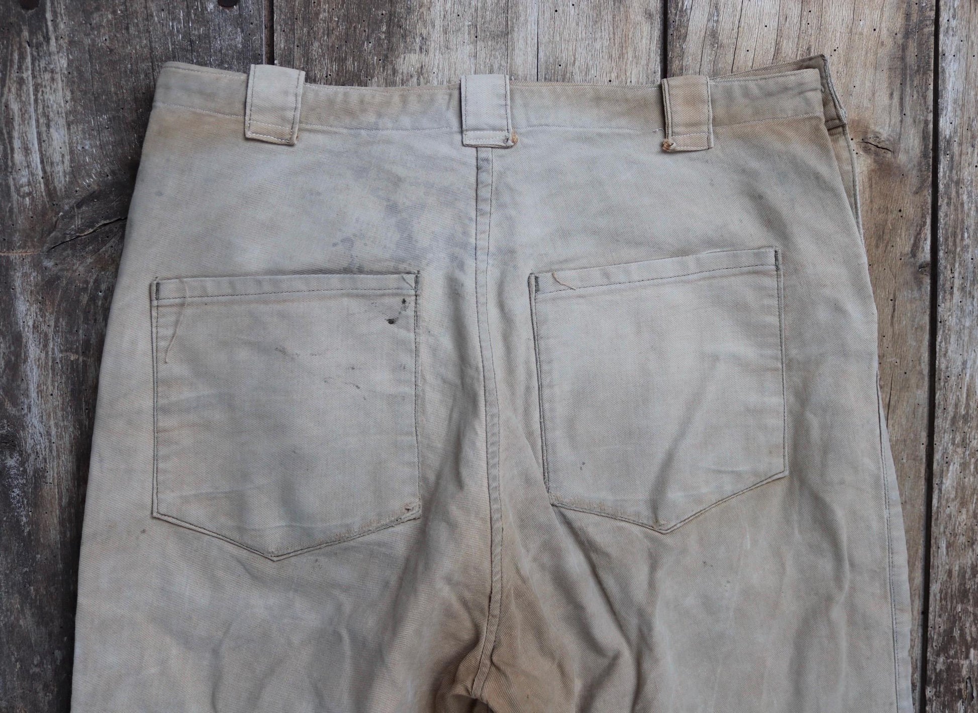 Vintage French workwear trousers - 1950s chore pants - darned and repaired - 32” x 26”