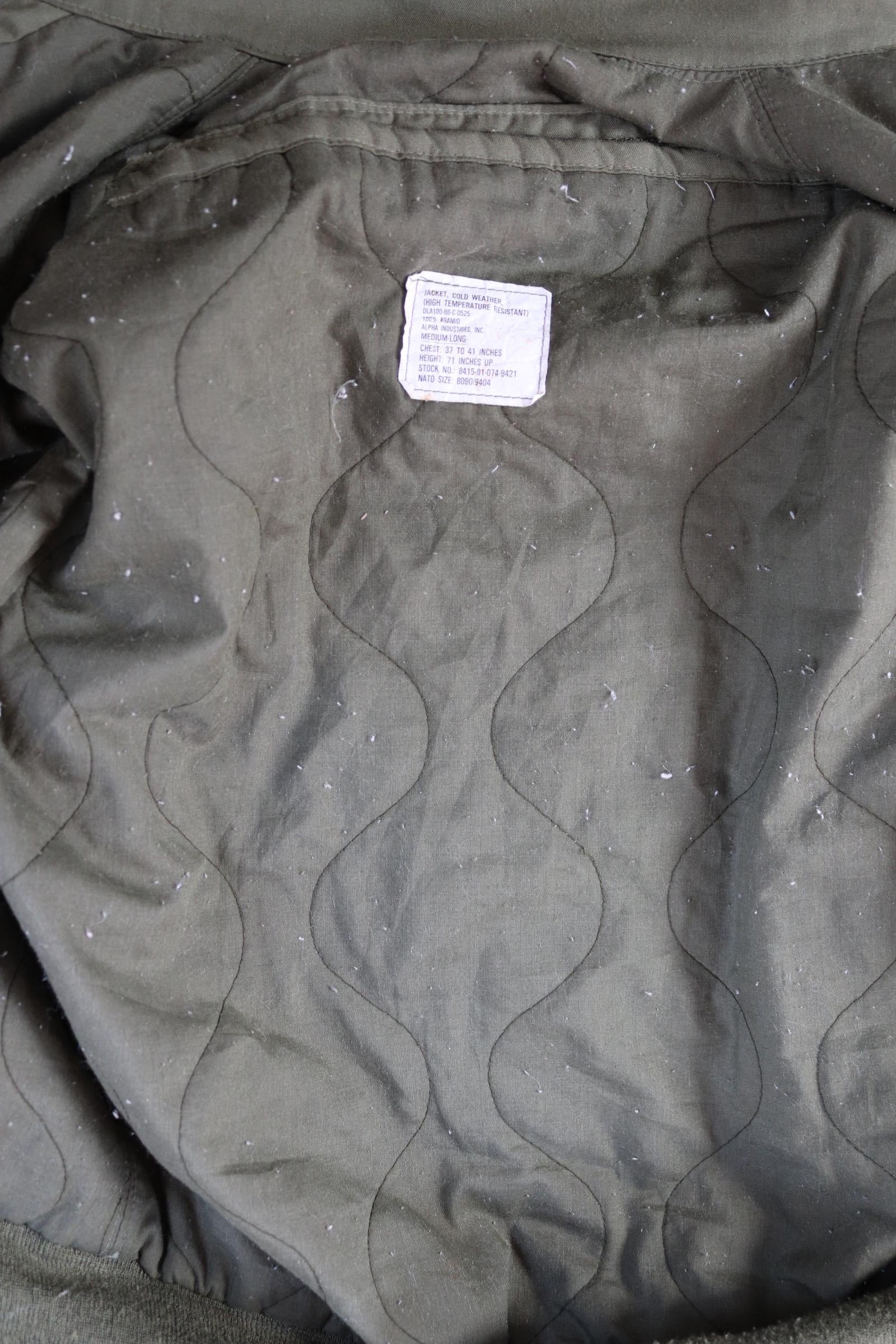 Vintage 1980s USAF CWP cold weather flight jacket - US military - 46" chest