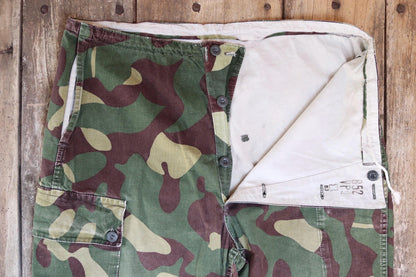 Vintage 1980s Finnish M62 camo trousers - windproof paratrooper pants - 39” x 29”