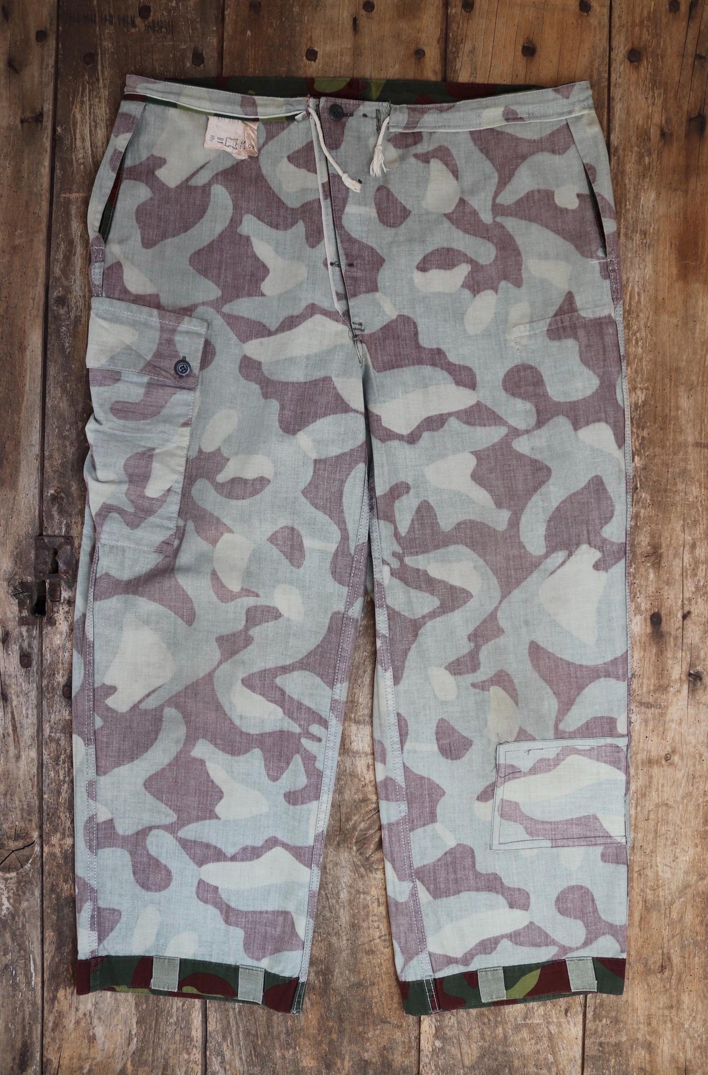 Vintage 1980s Finnish M62 camo trousers - windproof paratrooper pants - 40” x 27”