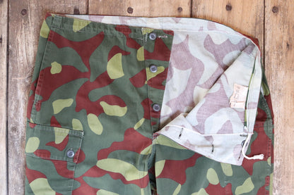 Vintage 1980s Finnish M62 camo trousers - windproof paratrooper pants - 40” x 27”