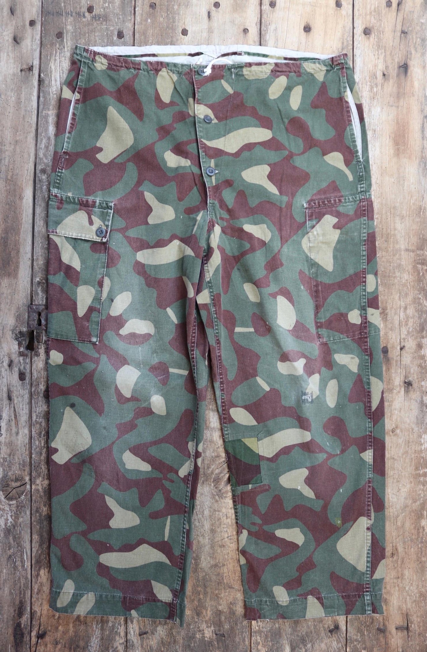 Vintage 1960s Finnish M62 camo trousers - windproof paratrooper pants - 41” x 29”