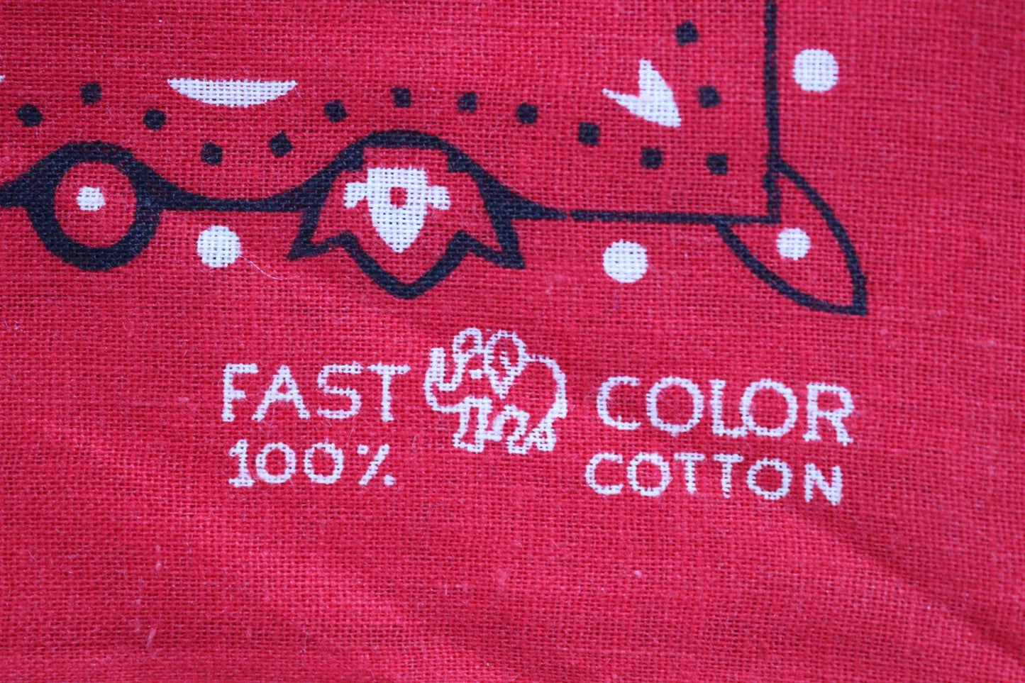 Vintage 1960s Elephant bandana - red cotton neckerchief - Western hanky