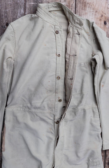Vintage WW2 British workwear - 1940s overalls - mechanic coveralls - 43” x 37” x 26”